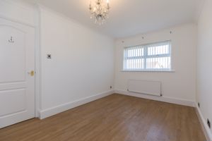 Bedroom- click for photo gallery